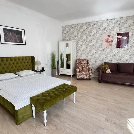 проспект свободи 41 * Lviv